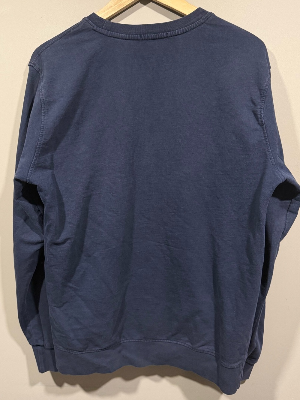 Moschino Men's Navy sequined this is not moschino Logo Sweatshirt - Picture 5 of 7
